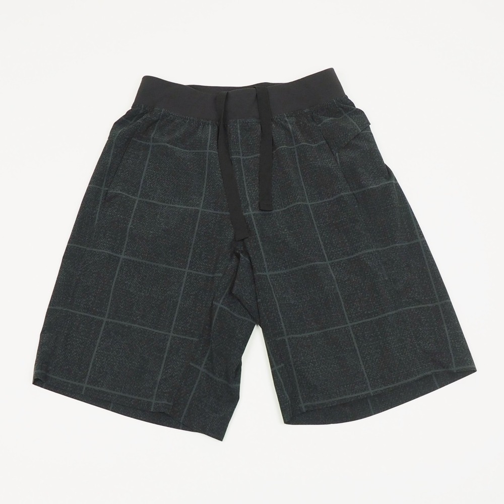 Lululemon Training Shorts Mens Small Black Striped Fitness Workout Performance